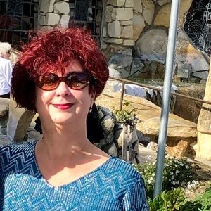 Meet your Posher, Patti